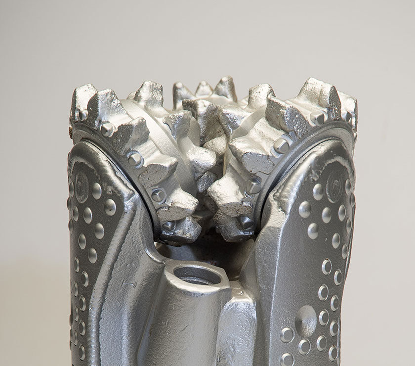 types of tricone: Steel tricone drill bit with milled tooth cutters